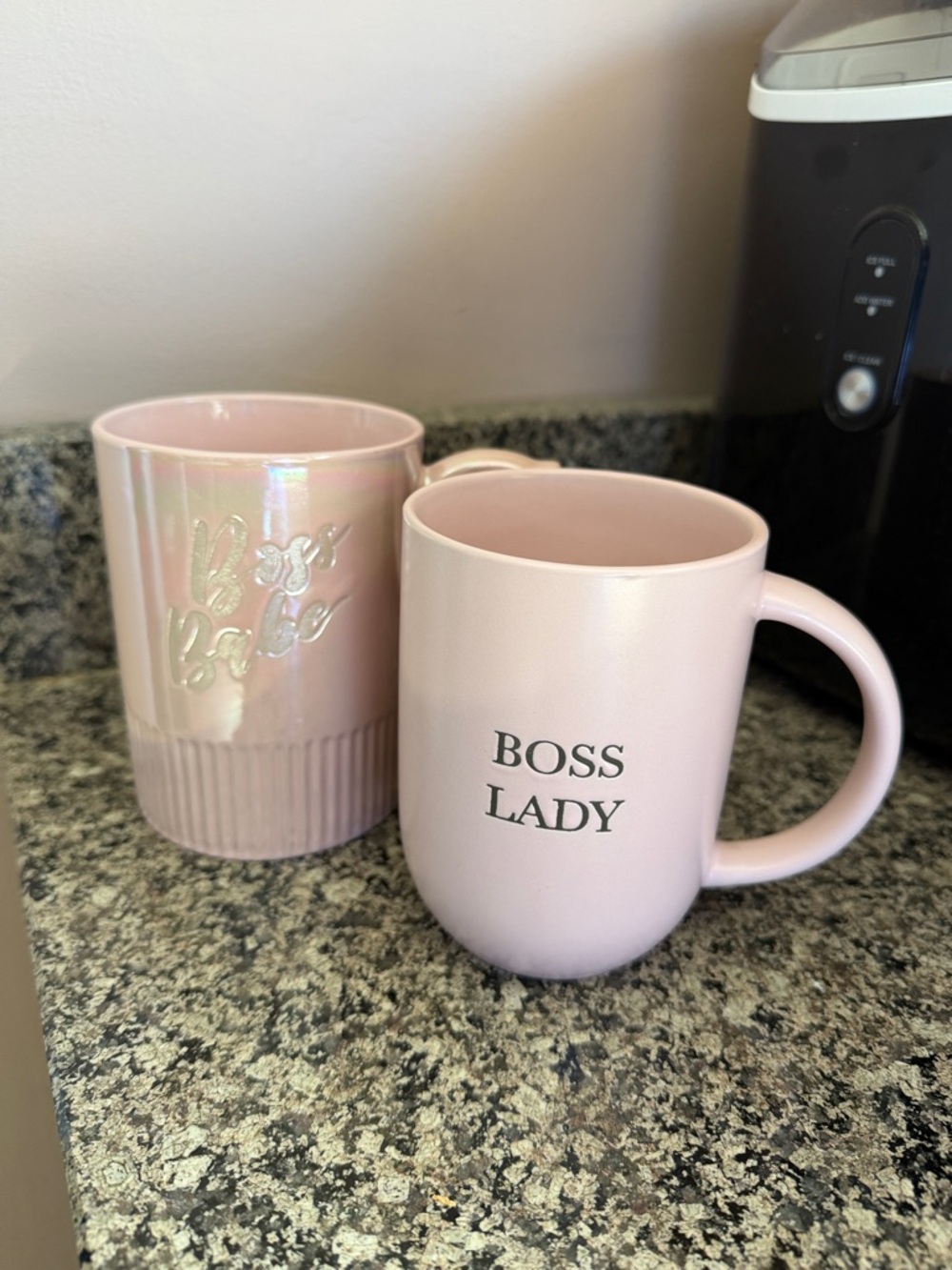 Set of 2 pink boss babe/lady coffee mugs